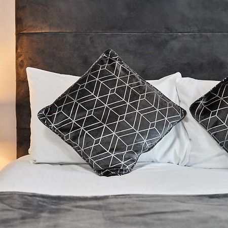 Apartment 4, Khyber Lodge Apartment ويتبي المظهر الخارجي الصورة